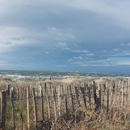 Magnifique Duplex Climatisé, 3 Chambres, Résidence Camargue Village, Bord De Mer, Apartamento Le Grau-du-Roi