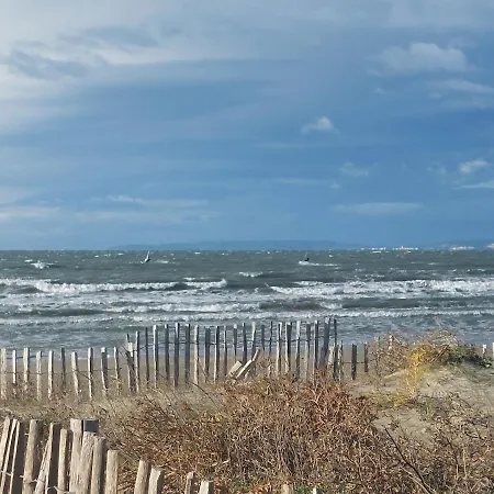 Magnifique Duplex Climatisé, 3 Chambres, Résidence Camargue Village, Bord De Mer, Le Grau-du-Roi