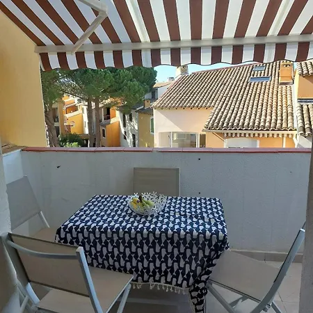 Apartmán Magnifique Duplex Climatise, 3 Chambres, Camargue Village, Bord De Mer, *